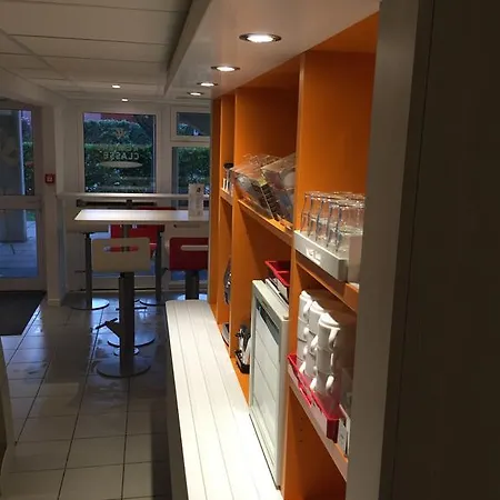 Hotel Premiere Classe Toulouse Sud - Portet-sur-Garonne