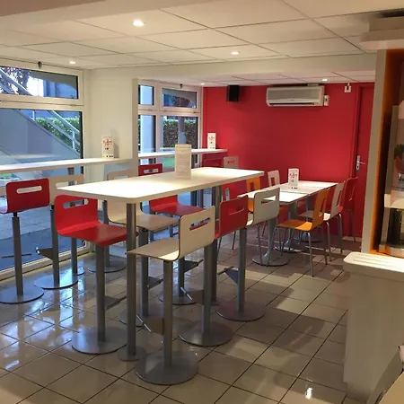 Premiere Classe Toulouse Sud - Hotel Portet-sur-Garonne