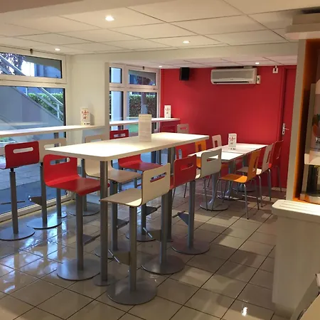 Premiere Classe Toulouse Sud - Hotel Portet-sur-Garonne