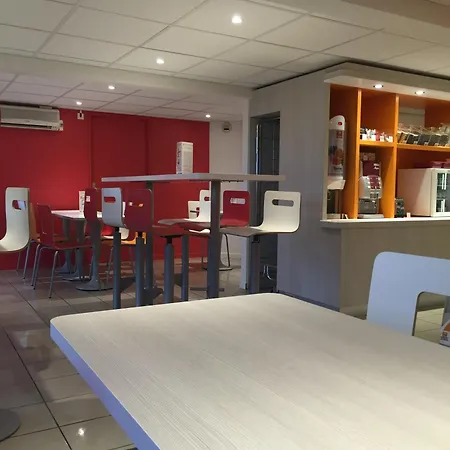 מלון Premiere Classe Toulouse Sud -