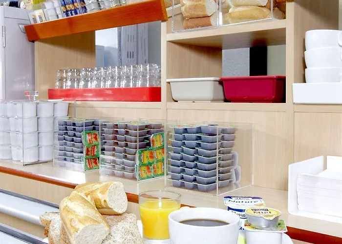 Premiere Classe Toulouse Sud - Отель