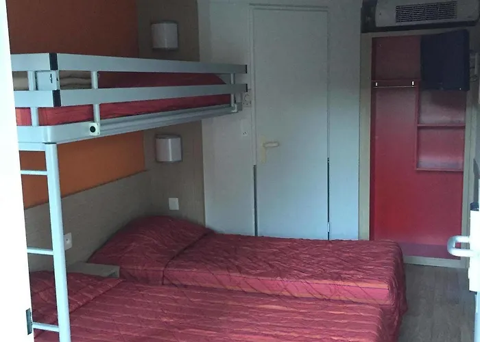 Premiere Classe Toulouse Sud - Отель *