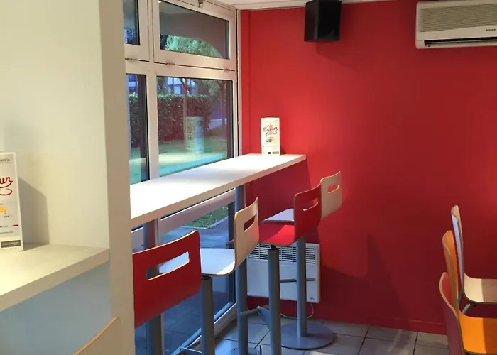 Premiere Classe Toulouse Sud - Hotel Portet-sur-Garonne